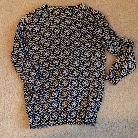 J.crew patterned bow top - perfect for layering. - Picture 3 of 3